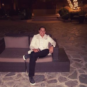 Meet your Posher, Julian